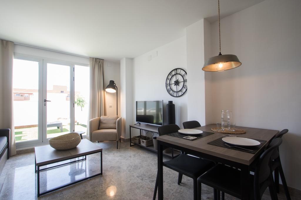 Flatsforyou Marina Playa Valencia Exteriör bild
